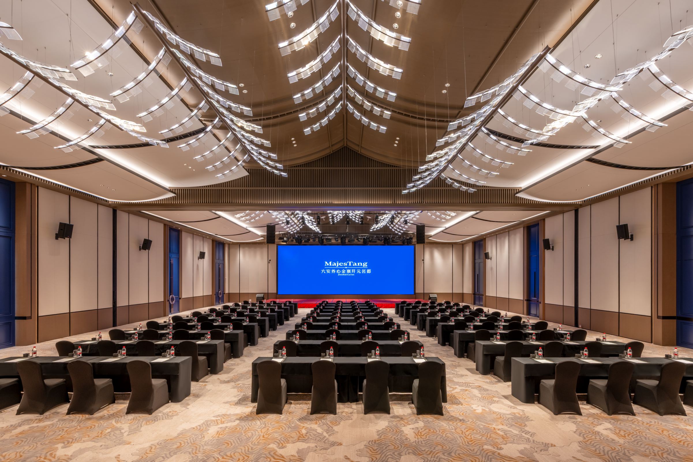 Yangxin Jinzhai Grand New Century Hotel Hotel Overview