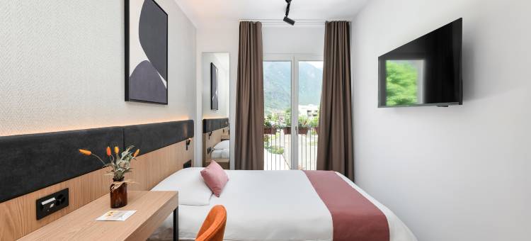 Tailormade阿尔加尔迪内托比亚斯卡酒店(Tailormade Hotel AL GIARDINETTO Biasca)图片
