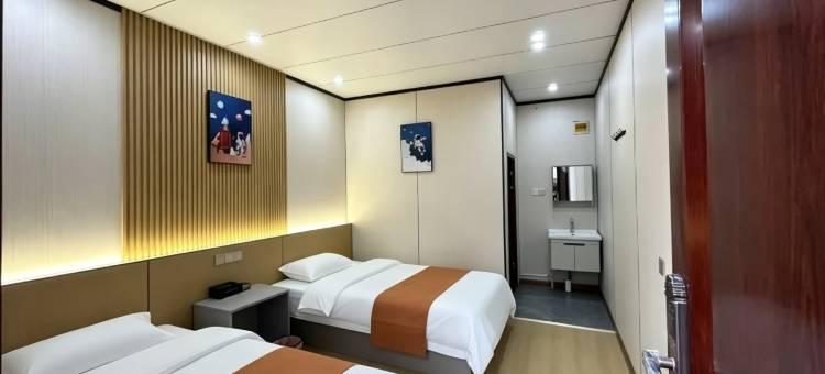 悦客之家 LinKa Lodge|山景庭院(扎古录镇店)图片