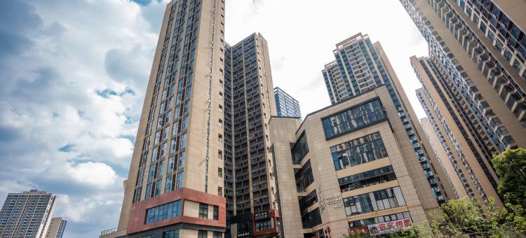朋礼酒店(成都东郊记忆理工大学地铁站店)图片