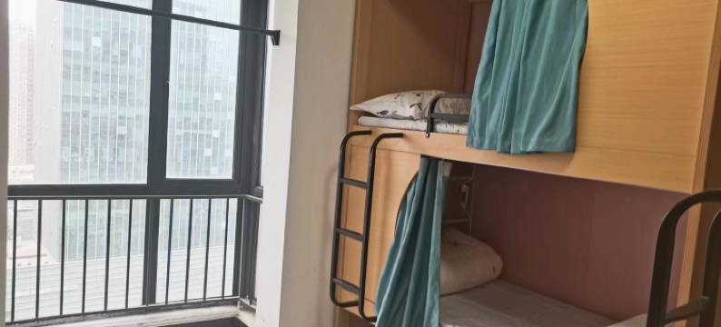 期遇青年旅舍(郑州曼哈顿燕庄地铁站店)图片