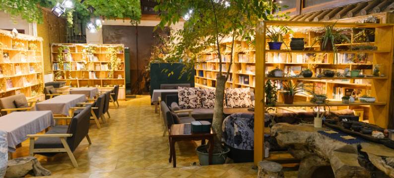 香格里拉宗萨书吧客栈图片