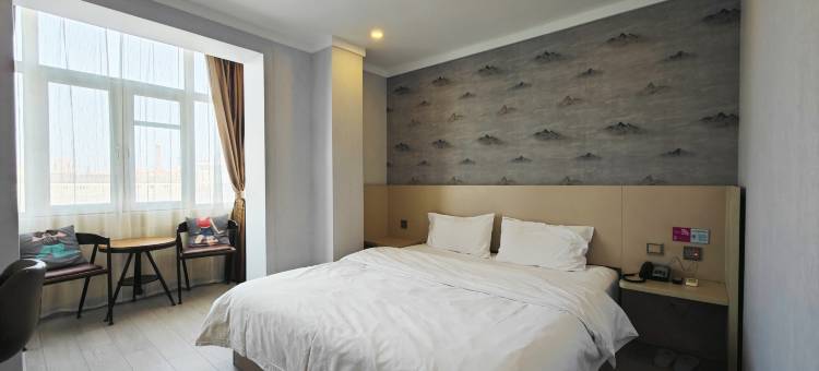 派酒店(哈尔滨中央大街索菲亚教堂市医院店)图片