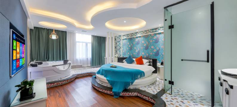 悦华主题酒店(郑州二七万达广场店)图片