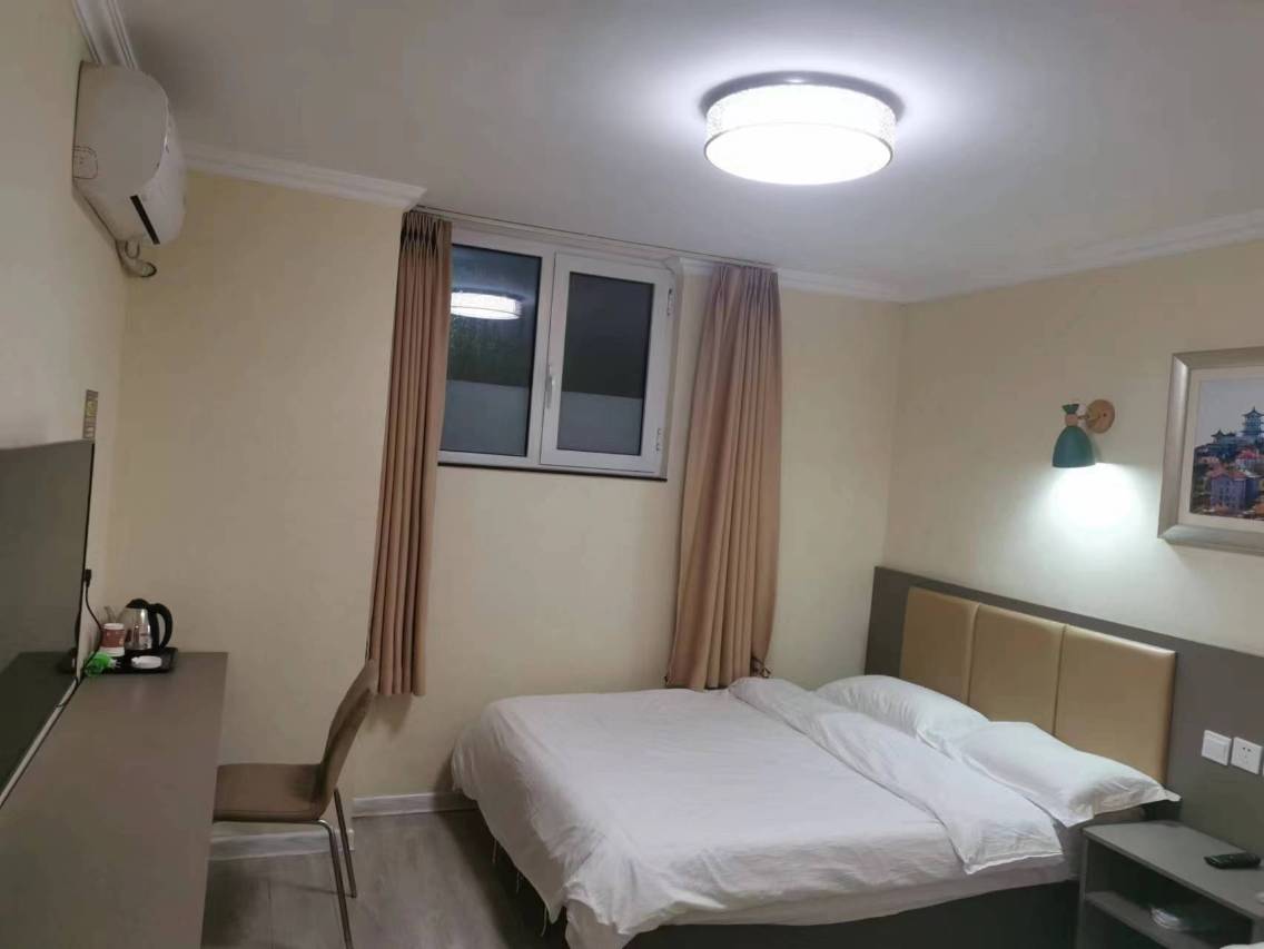 喆悦·精品酒店(青岛凯德广场店)