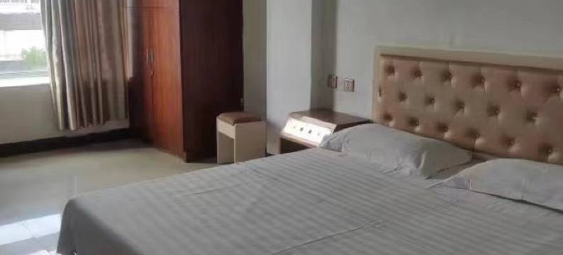 贵港富裕旅馆(贵糖高级中学吾悦广场店)图片