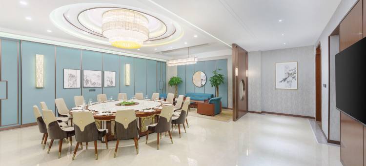 吉木萨尔麦田酒店图片