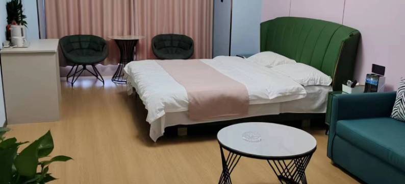 椿见观影酒店(开元大道创智广场店)图片