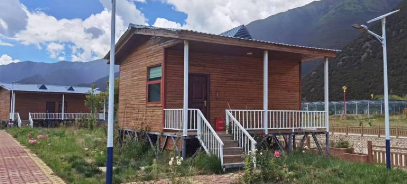 田园东玛酒店图片