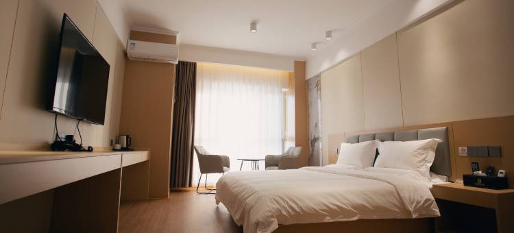 云逸商务酒店(泰安高新区大学城店)图片