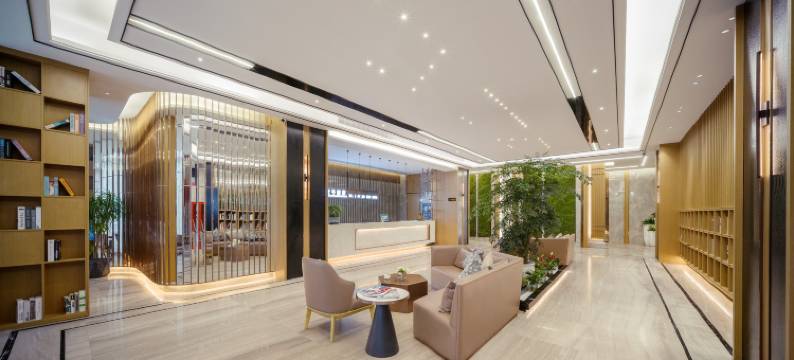 加州壹号酒店(抚琴夜市花牌坊地铁站店)图片