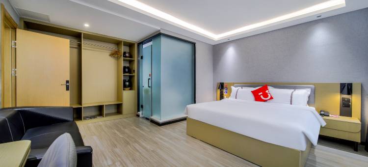 尚客优酒店(郑州二七广场西大街地铁站店)图片