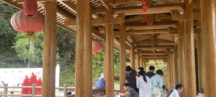 犇犇民宿(石牛山景区店)图片