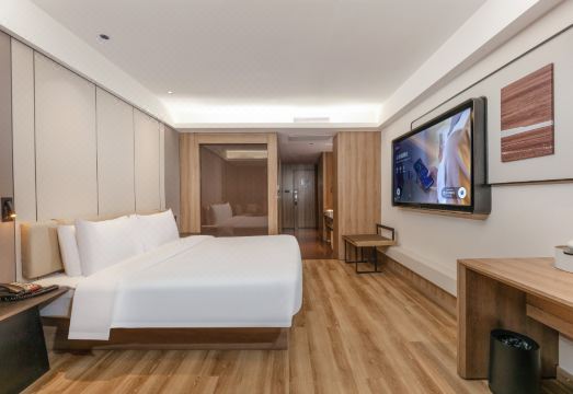 Atour Hotel(Suzhou Wujiang Xinduhui)Hotel Overview