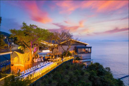 深圳半天雲海岸度假村