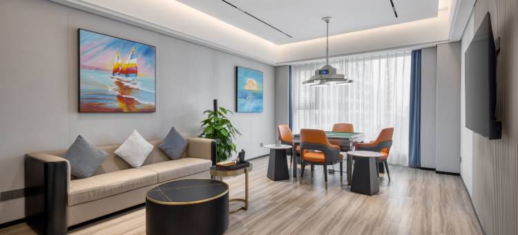 皇马椰海国际酒店(海口国贸中心万象城店)图片