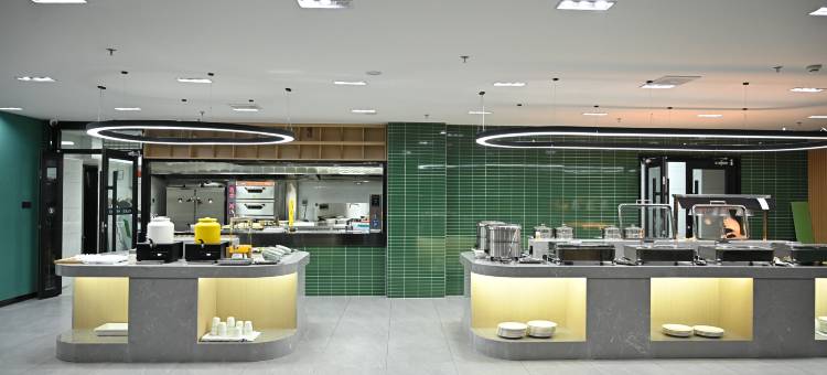 艺龙万国酒店(呼和浩特玉泉区昭君路店)图片