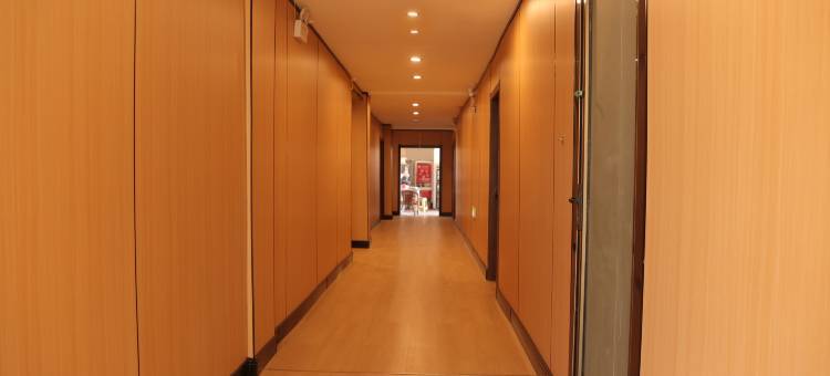 佳柏佳佰主题酒店(鸣沙山月牙泉景区店)图片