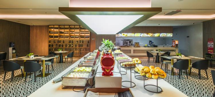 美玲假日酒店(六盘水万达广场六盘水站店)图片