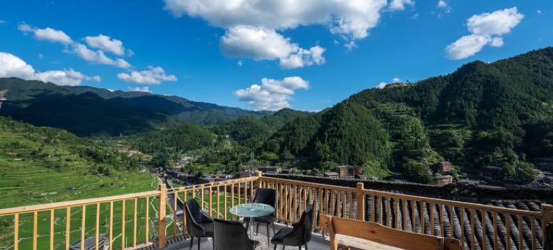 交友观景民宿(西江千户苗寨东引观景台店)图片