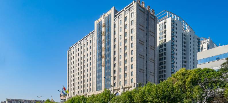 天津锦龙国际酒店(天津奥体中心华苑地铁站店)图片