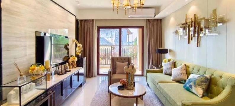 云隐居民宿(雅居乐依云小镇店)图片