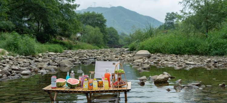安吉简美·溯溪泳池亲子度假民宿(龙王山漂流浙北峡谷店)图片
