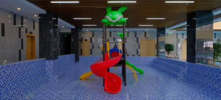 岷山卡嘎温泉酒店图片