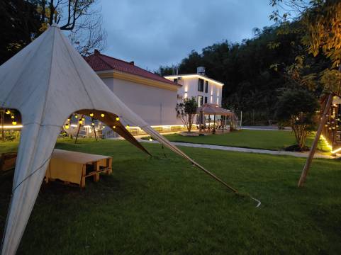 山谷里.Leisure庭院度假民宿(古龙峡店)图片