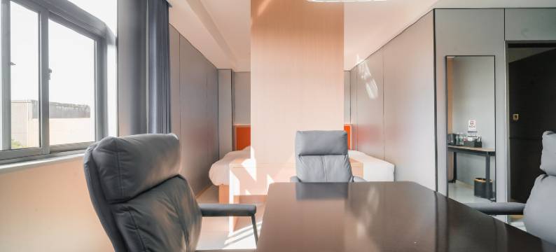 铂曼酒店(阳逻港华中国际产业园店)图片