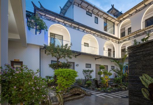 柒缘度假酒店（龙龛码头店）外景图