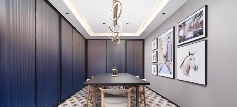 西安古城墙安定门地铁站美仑酒店图片