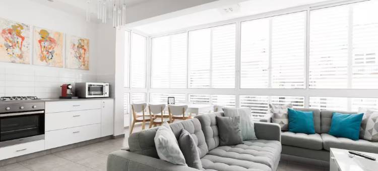 Contemporary 3BR Apt 10 Minute Walk from Beach图片