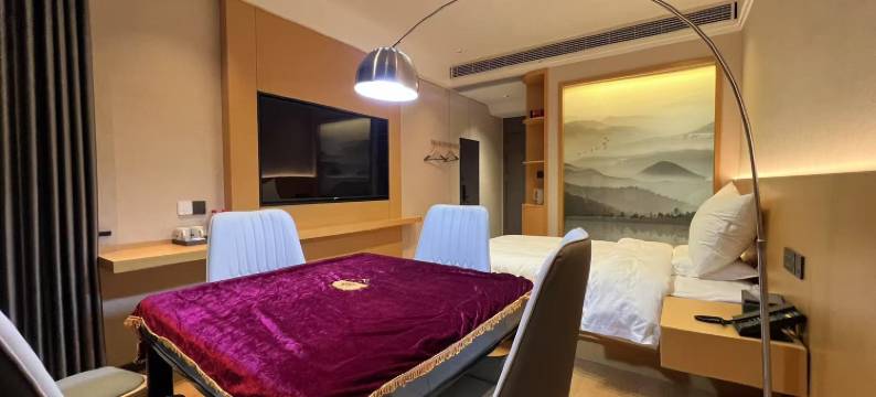 钟祥海域酒店(名仕西路店)图片