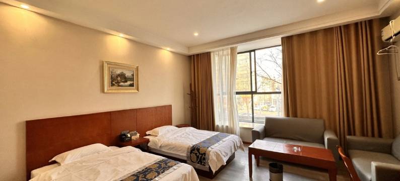 博雅时尚酒店(汝州火车站店)图片