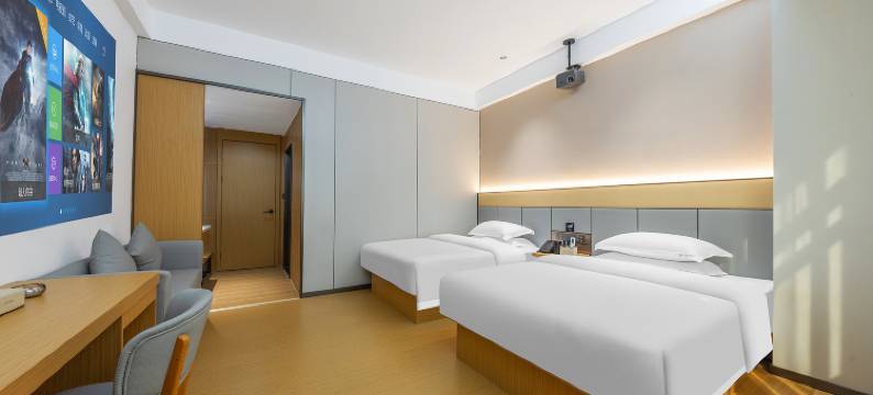 圣维雅国际温泉酒店(彩云城店)图片