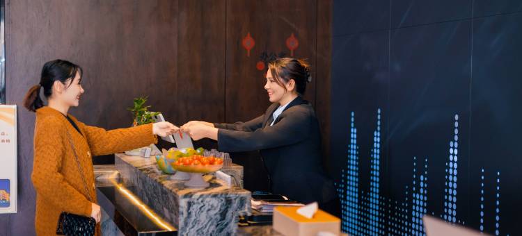 智涵欢朋酒店(喀什民族特色美食街国际会展中心店)图片