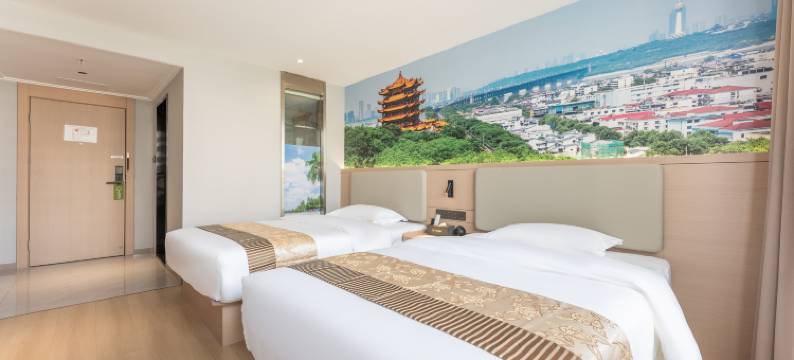 逸米酒店(武汉黄鹤楼复兴路地铁站店)图片