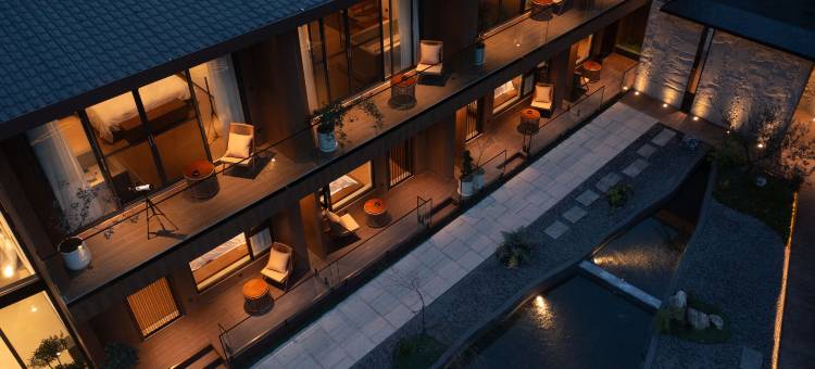 天台山萤里轻奢私汤美宿图片