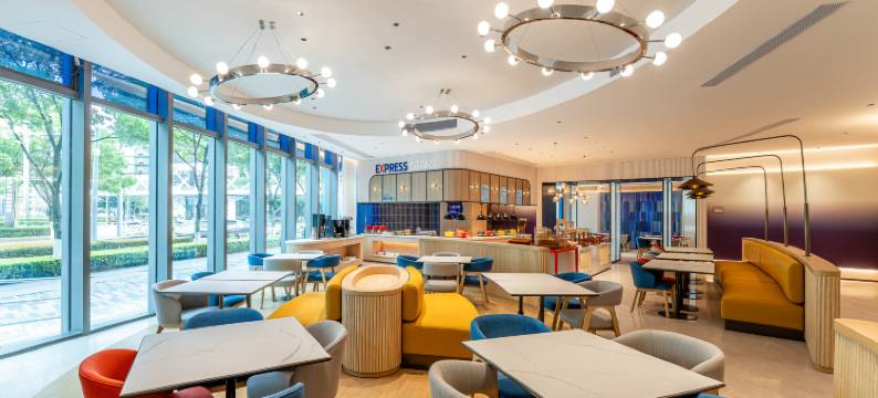 上海虹桥商务区智选假日酒店图片