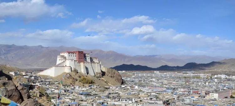 谢通门平德家庭度假温泉民宿图片