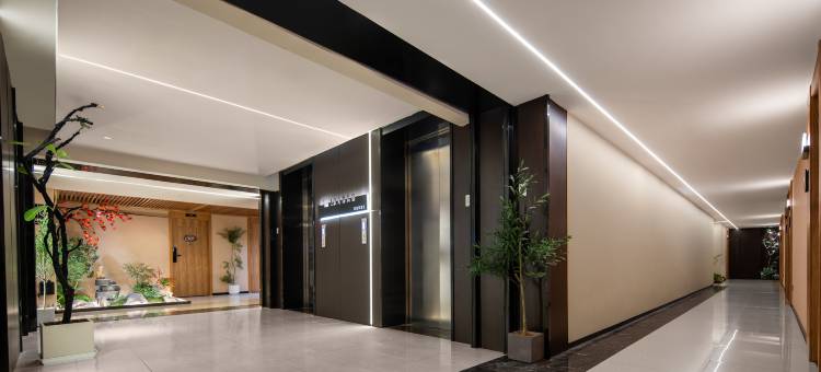 旅青春·L设计师民宿(四川文理学院莲湖校区店)图片