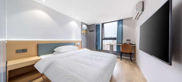 来蓉优住(成都东站东广场店)图片