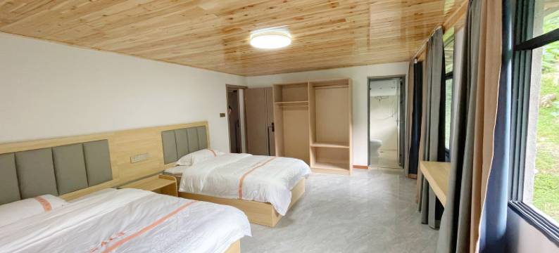 鹿院坪景区望山居民宿图片