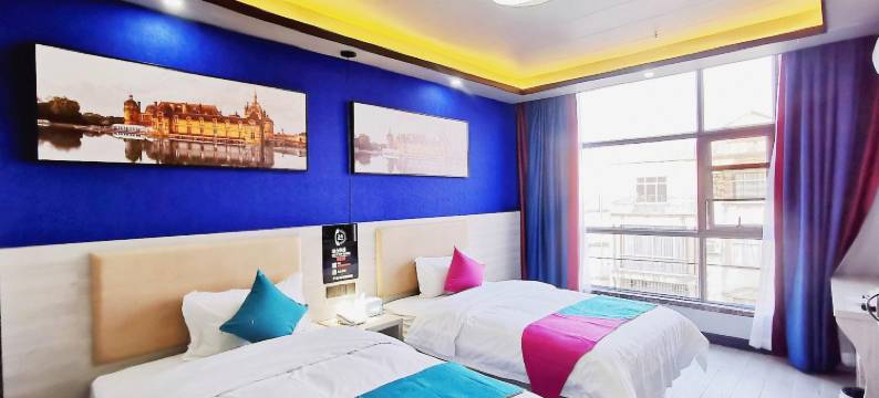 格子酒店(防城港企沙镇天堂滩景区店)图片