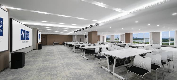 哈尔滨松北智选假日酒店(冰雪大世界店)图片