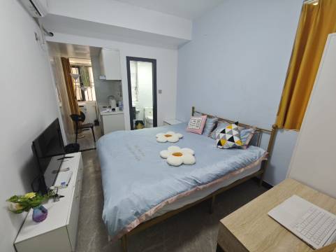 青云时尚公寓(福田站·会展中心店)