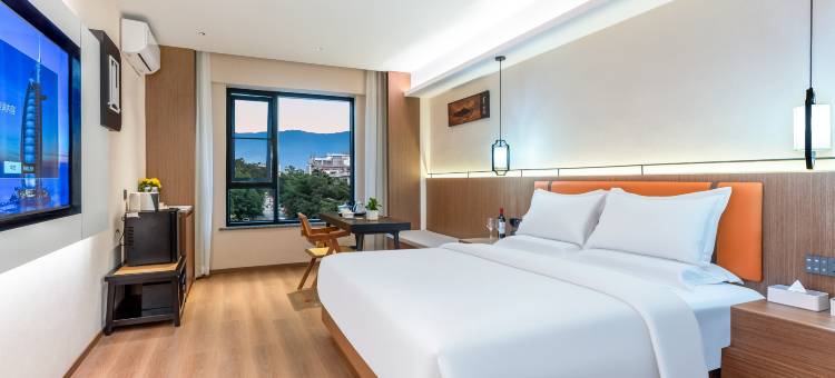 泊纳荟舍国际酒店(盈湖公园店)图片