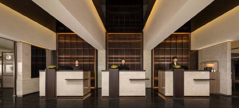 武汉江汉路江汉关江景亚朵酒店图片