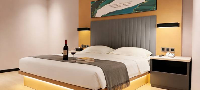 CoreSpot丨时光臻选City·View轻居酒店(十堰体育馆人民广场店)图片